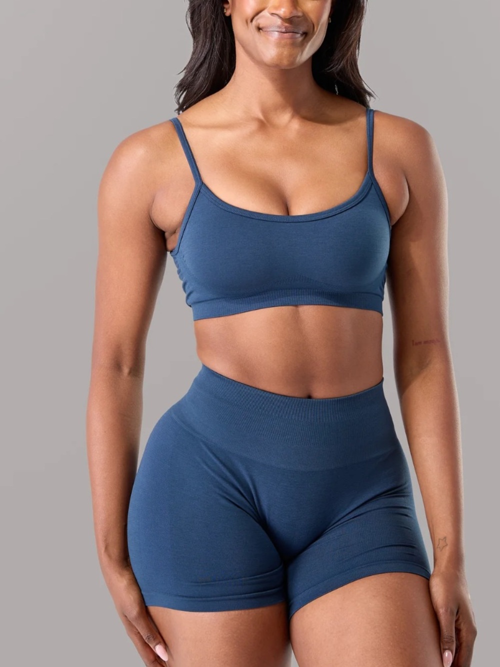 EUC Alphalete push bra - anchor